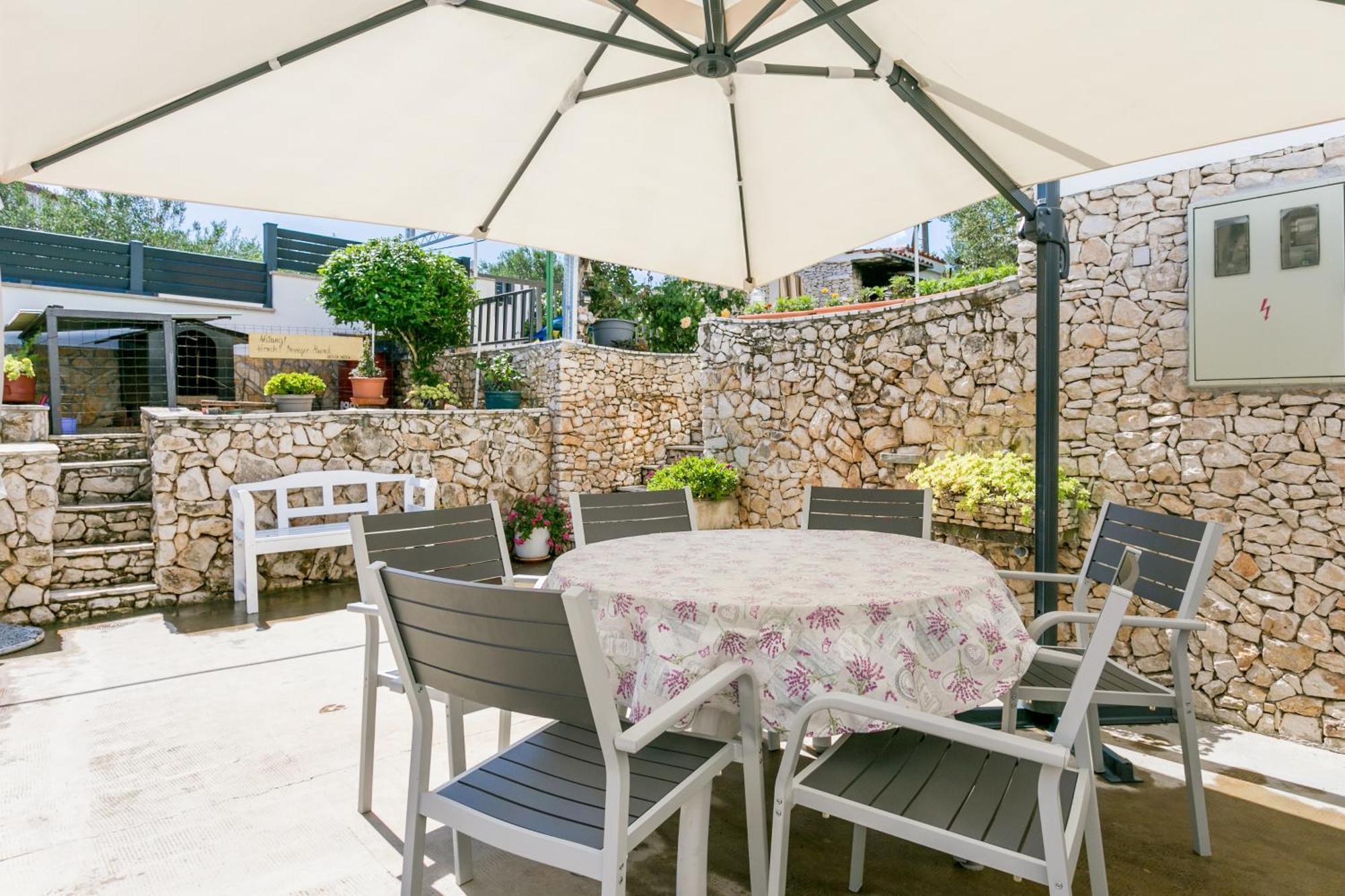 Apartments By The Sea Slatine, Ciovo - 6000 Buitenkant foto
